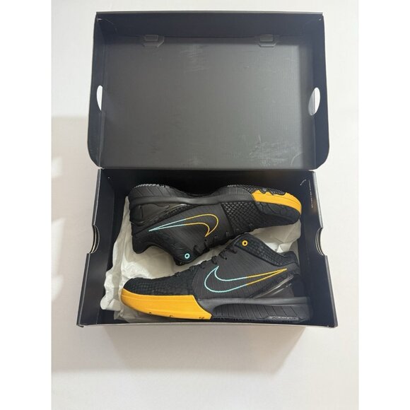 New Men’s Size 8.5 - Nike Zoom Kobe 4 Protro Snakeskin AV6339 002